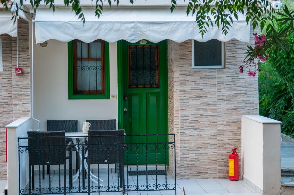 Stathopoulos Apartments Sampatiki Luaran gambar