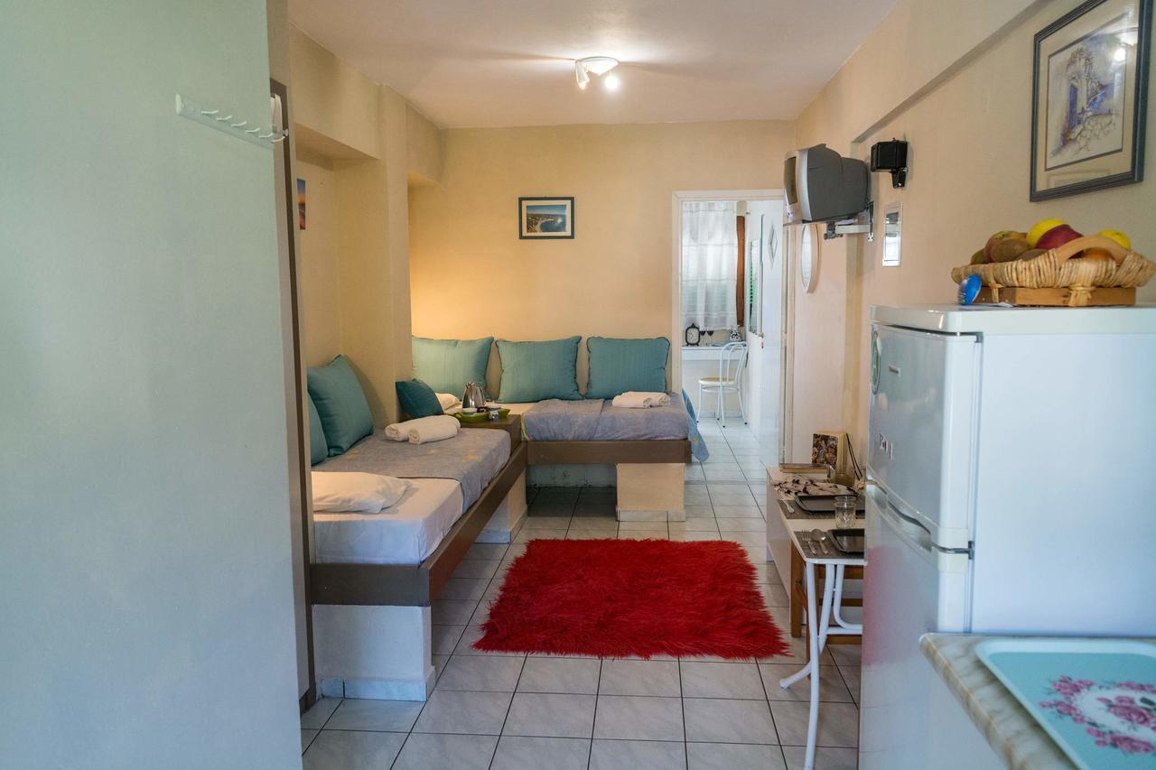 Stathopoulos Apartments Sampatiki Luaran gambar
